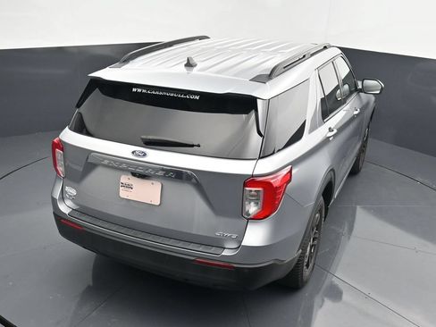 Used 2022 Ford Explorer XLT AWD/4WD image 27