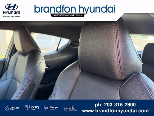 Used 2019 Toyota C-HR XLE FWD image 22