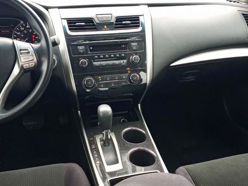 Used 2013 Nissan Altima 2.5 S image 14