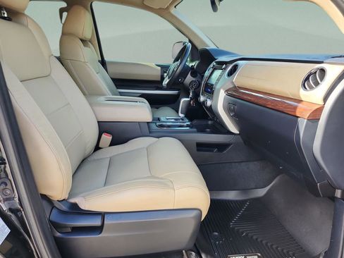 Used 2016 Toyota Tundra Limited image 18