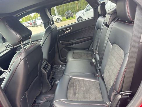 Used 2023 Ford Edge ST-Line w/ Class II Trailer Tow Package AWD/4WD image 20
