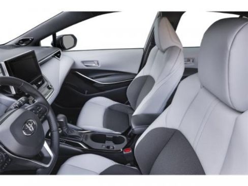 Used 2025 Toyota Corolla XSE FWD image 8