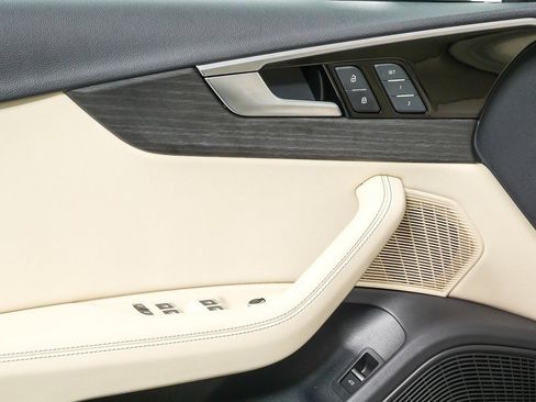 Used 2023 Audi A4 2.0T Premium Plus w/ Premium Plus Package image 6