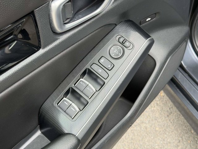 Used 2024 Honda Civic Touring image 16