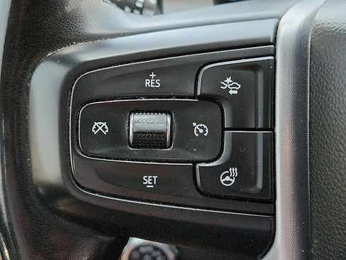 Used 2024 GMC Sierra 1500 SLT AWD/4WD image 17