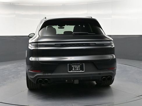 New 2026 Porsche Cayenne S AWD/4WD image 7