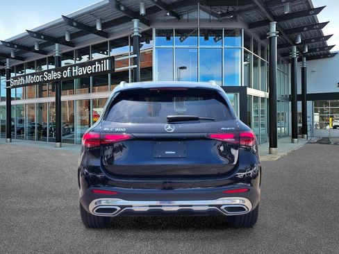 Used 2026 Mercedes-Benz GLC 300 4MATIC image 4