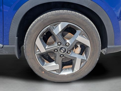 Used 2022 Hyundai Venue Limited FWD image 33