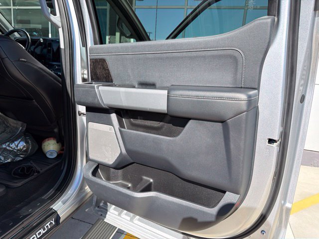 Used 2024 Ford F250 Lariat w/ Lariat Ultimate Package AWD/4WD image 25