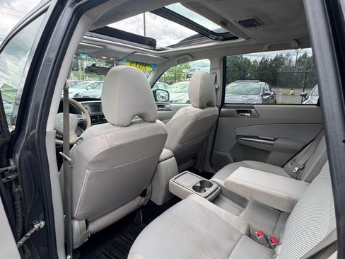 Used 2013 Subaru Forester 2.5X Premium AWD/4WD image 20