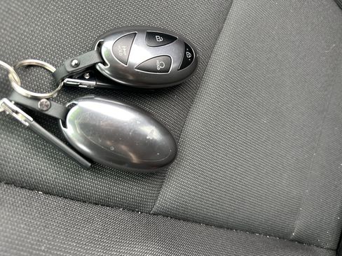 Used 2025 Hyundai Kona SEL FWD image 20
