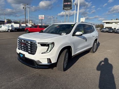 New 2026 GMC Acadia Denali w/ Super Cruise Package image 3