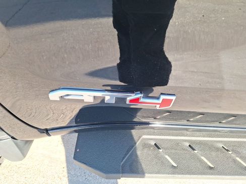 Used 2023 GMC Sierra 1500 AT4 w/ Technology Package image 13