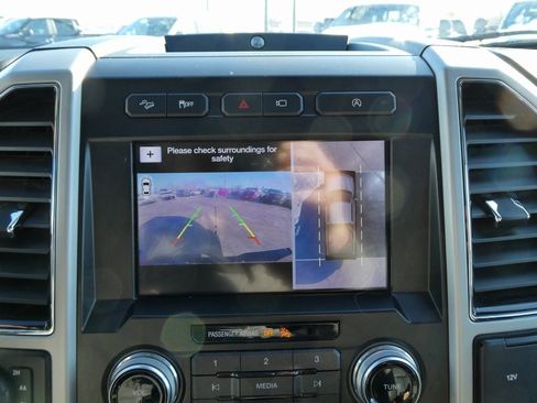 Used 2019 Ford F150 Lariat w/ Equipment Group 502A Luxury image 33