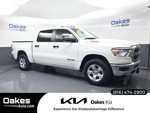 Used 2023 RAM 1500 Big Horn AWD/4WD image 1