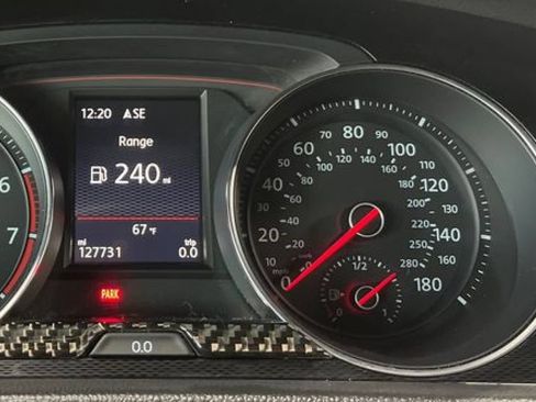 Used 2017 Volkswagen GTI 4-Door FWD image 40