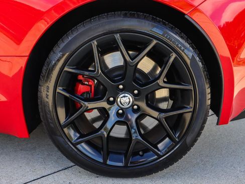 Used 2014 Jaguar F-TYPE S image 26