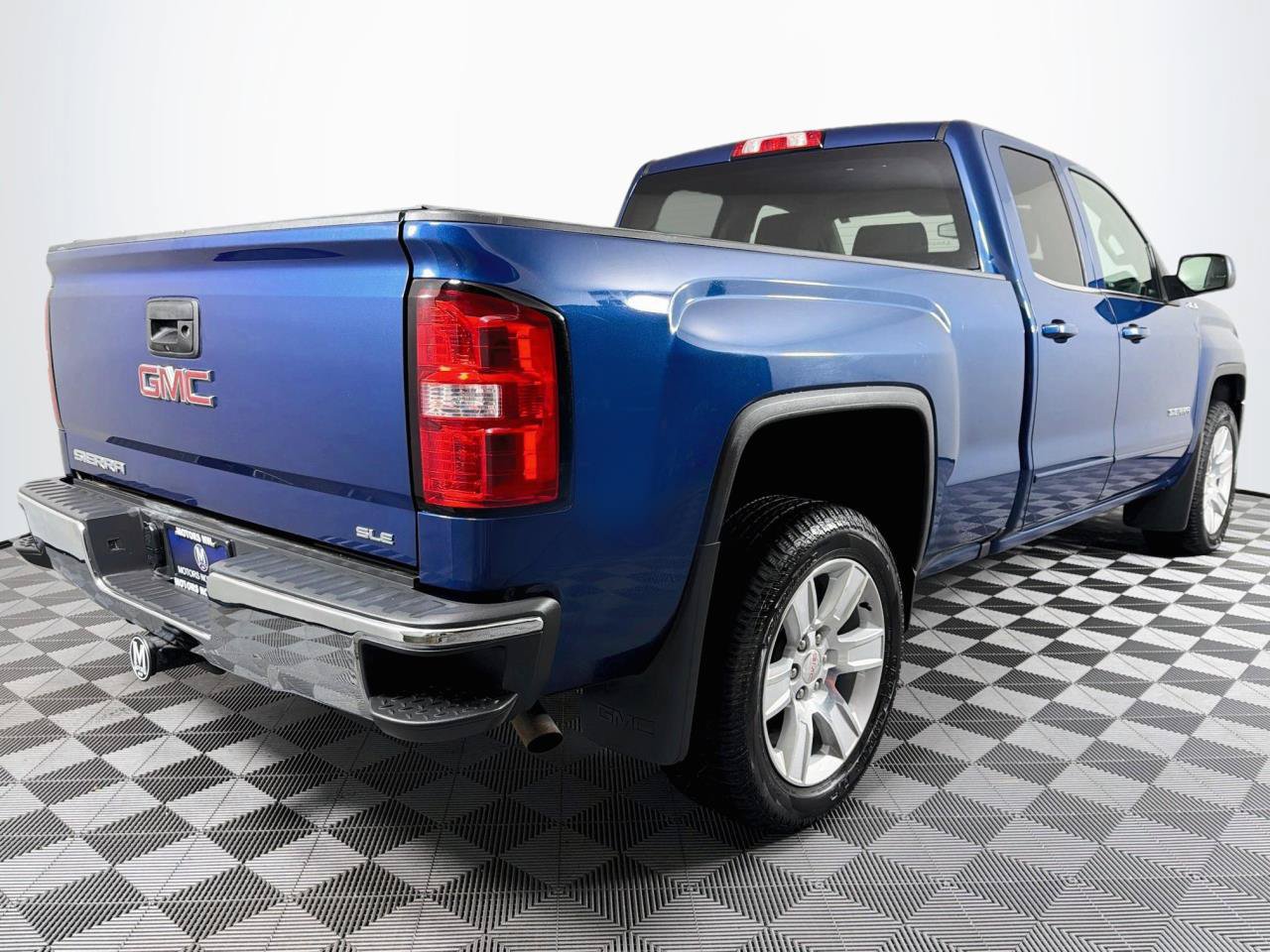 Used 2017 GMC Sierra 1500 SLE AWD/4WD image 24
