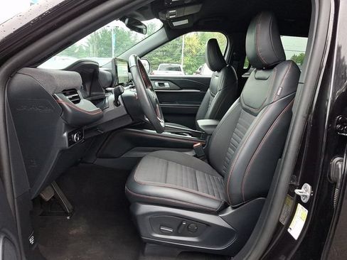 Certified 2025 Ford Explorer ST-Line AWD/4WD image 16