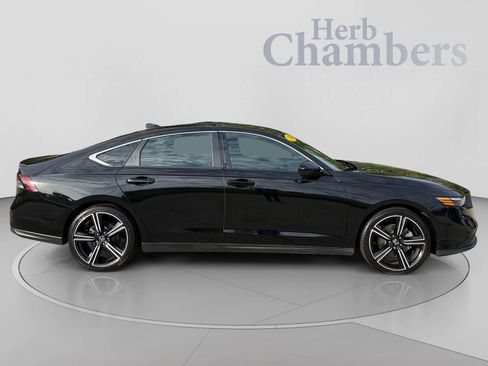 Used 2024 Honda Accord Sport image 12