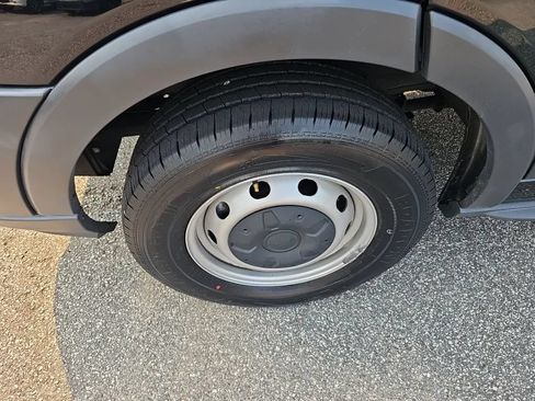 Used 2018 Ford Transit 350 148 Medium Roof RWD image 9