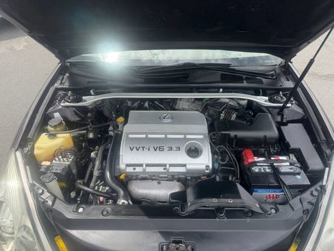 Used 2005 Lexus ES 330 FWD image 16