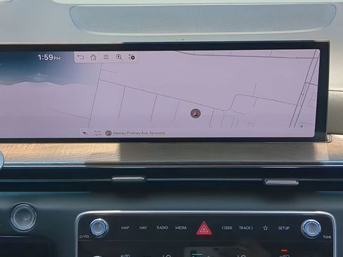 New 2025 Genesis GV80 3.5T Advanced image 16