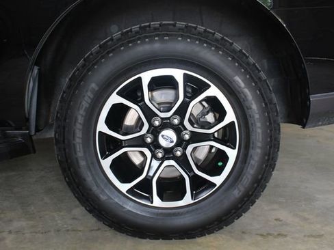 Used 2024 Ford Expedition XLT RWD image 29