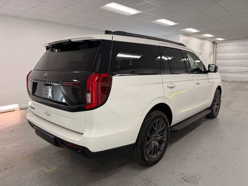 New 2026 Ford Expedition Platinum w/ Stealth Appearance Package image 7