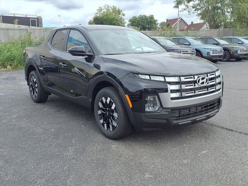 New 2026 Hyundai Santa Cruz SE image 1