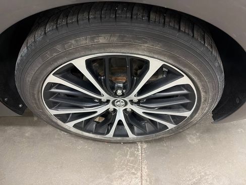 Used 2019 Toyota Camry SE image 26
