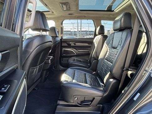 Used 2022 Kia Telluride SX w/ SX Prestige Package image 18