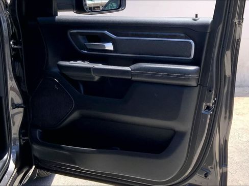 Used 2020 RAM 1500 Big Horn RWD image 28