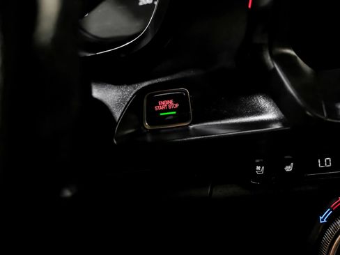 Used 2019 Chevrolet Camaro SS RWD image 18