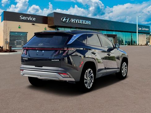New 2026 Hyundai Tucson Limited w/ Tow & Go Package AWD/4WD image 7