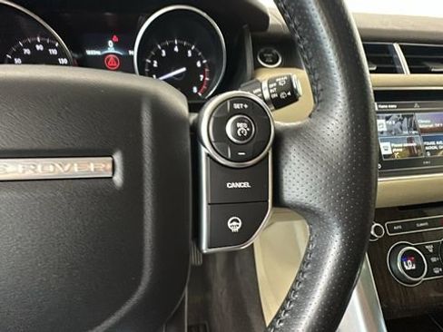Used 2016 Land Rover Range Rover Sport HSE AWD/4WD image 18