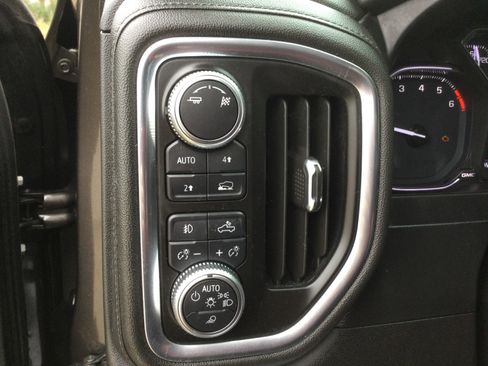 Used 2019 GMC Sierra 1500 SLT w/ SLT Premium Plus Package image 10