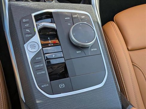 New 2026 BMW 330i xDrive Sedan w/ Premium Package image 16