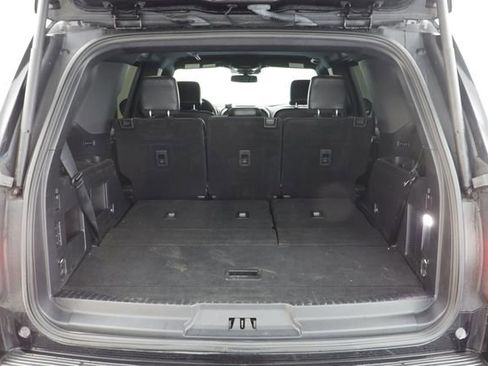 Used 2021 Ford Expedition XLT image 19