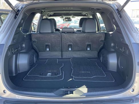 Used 2025 Subaru Forester Limited w/ Popular Package #1 image 29