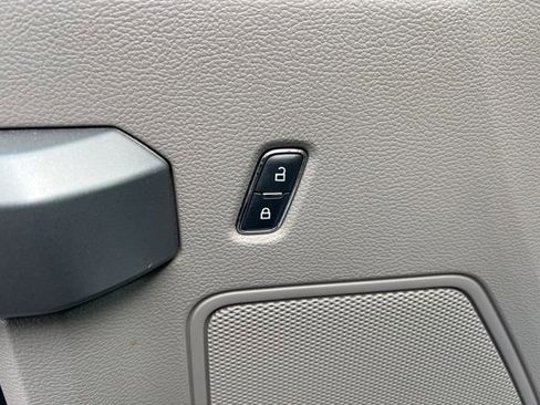 Used 2018 Ford F150 XLT w/ Equipment Group 302A Luxury image 29