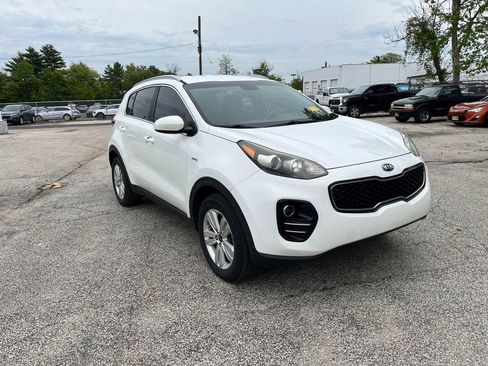 Used 2019 Kia Sportage LX w/ LX Popular Package AWD/4WD image 4