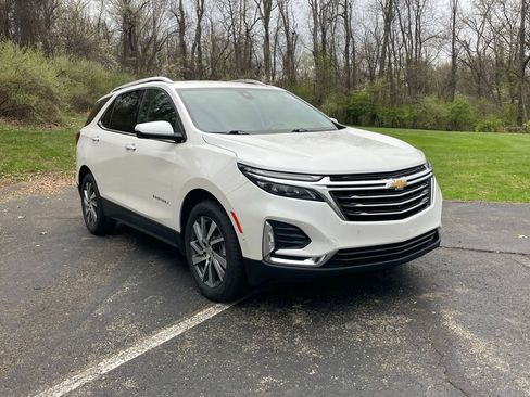Certified 2022 Chevrolet Equinox Premier AWD/4WD image 1