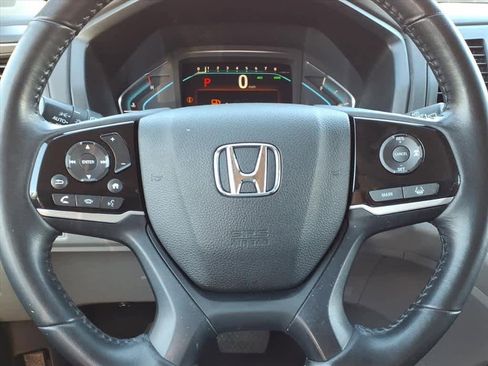 Certified 2019 Honda Odyssey Touring image 17