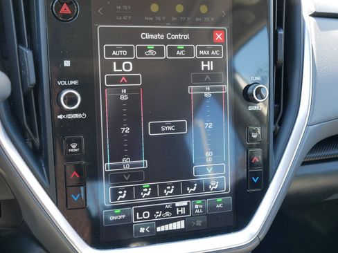 Used 2025 Subaru Crosstrek 2.0i Premium AWD/4WD image 23