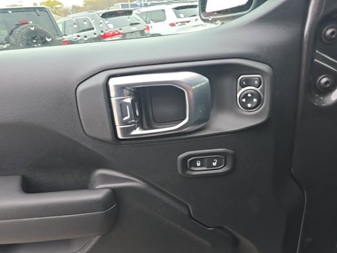 New 2026 Jeep Gladiator Sport image 19