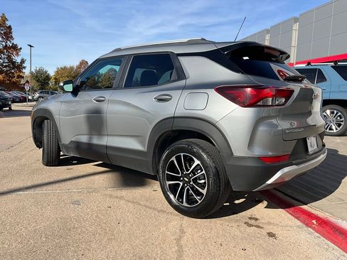 Used 2025 Chevrolet TrailBlazer LT image 8