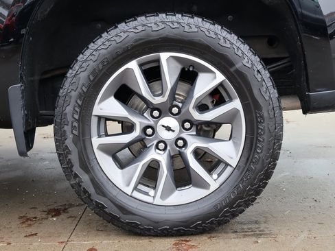 Certified 2021 Chevrolet Silverado 1500 RST image 46