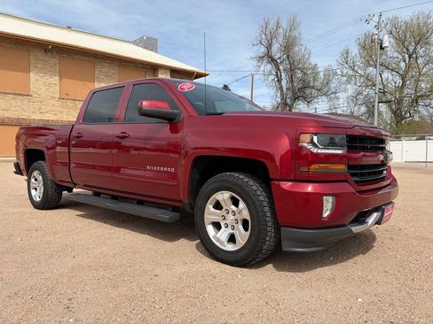 Used 2018 Chevrolet Silverado 1500 LT w/ All Star Edition AWD/4WD image 1