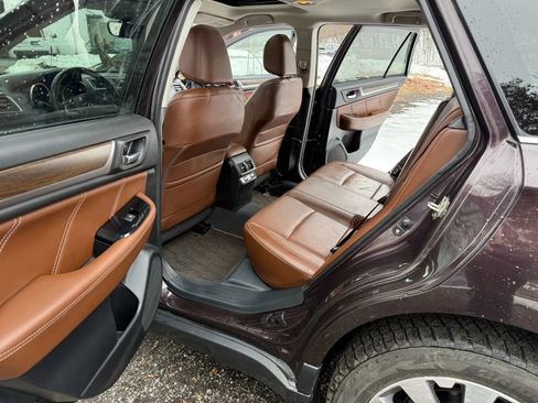 Used 2017 Subaru Outback 2.5i Touring image 20